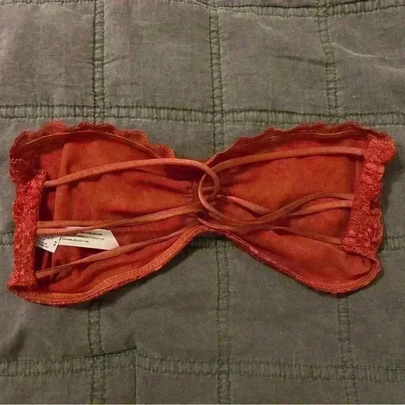 FREE PEOPLE Essential Lace Bandeau Bra Brick Red In Size Small - Picture 2 of 6